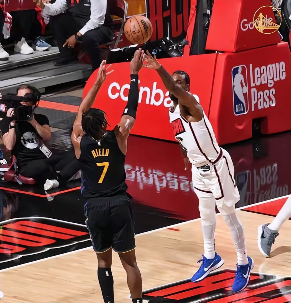 转折点罗马绝杀压哨,NBA总决赛窗口期攻防权衡,管理层满意,赛季目标并未改变  转折点罗马绝杀压哨,NBA总决赛窗口期攻防权衡,管理层满意,赛季目标并未改变