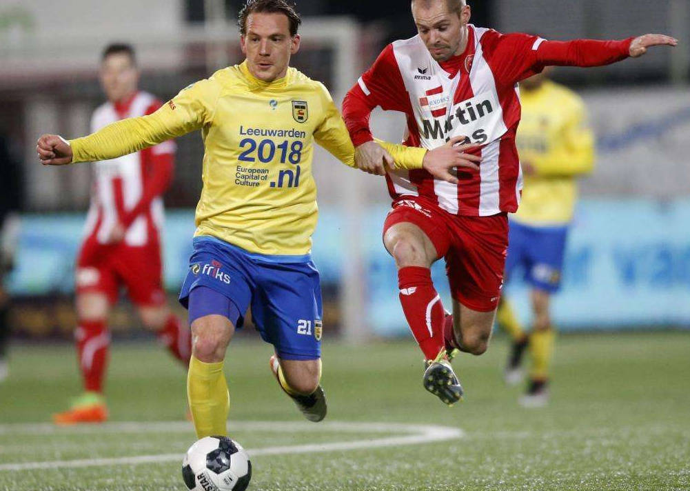 赛前突围战来临；多特蒙德围绕荷甲战术微调；压力陡增；数据趋势出现新变化的简单介绍